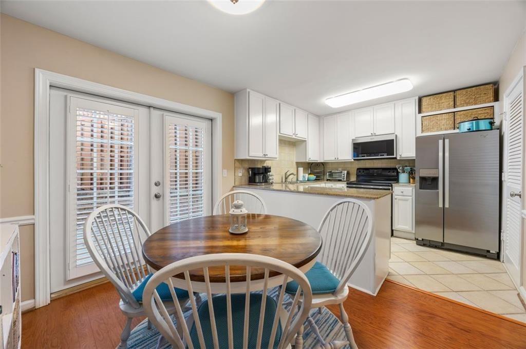 1101 Collier Road NW Unit V6