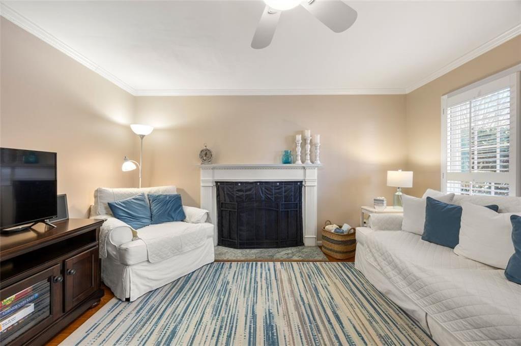 1101 Collier Road NW Unit V6
