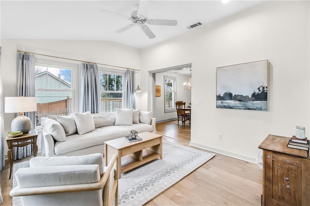 4932 Chisel Way