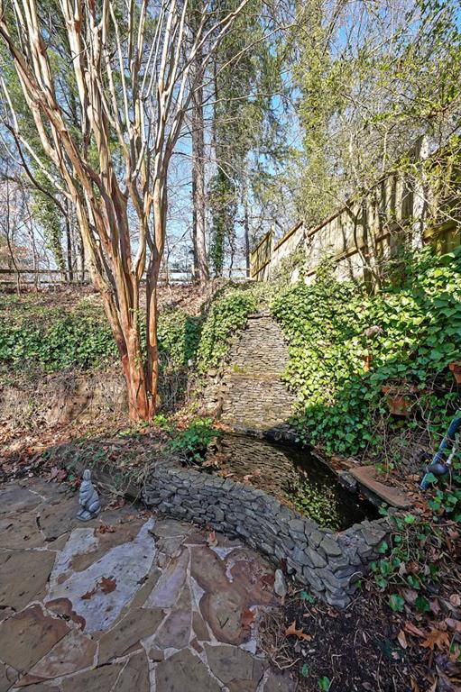 275 Wood Shoals Court