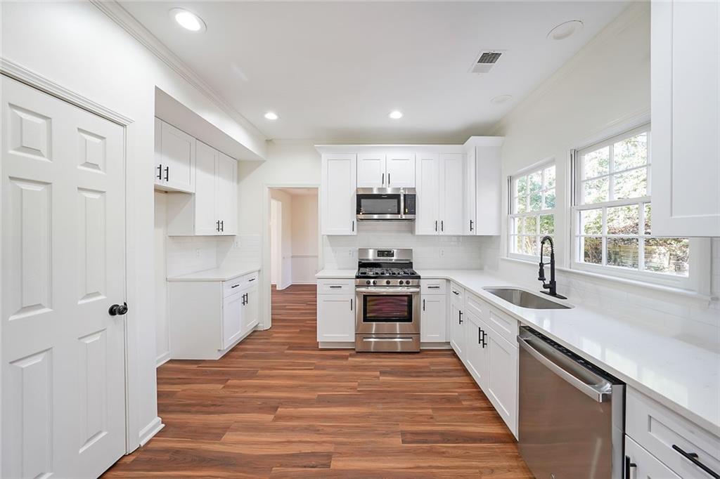 275 Wood Shoals Court