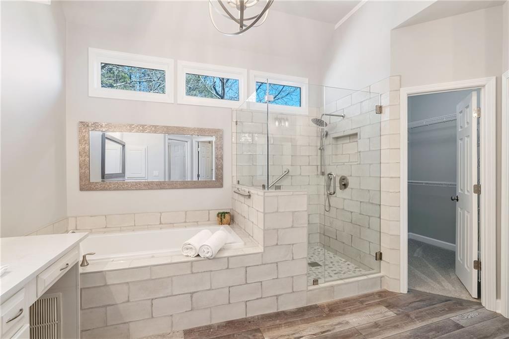909 Waterton Court