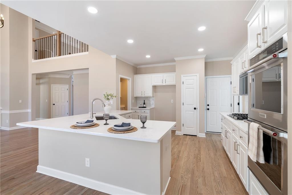 909 Waterton Court