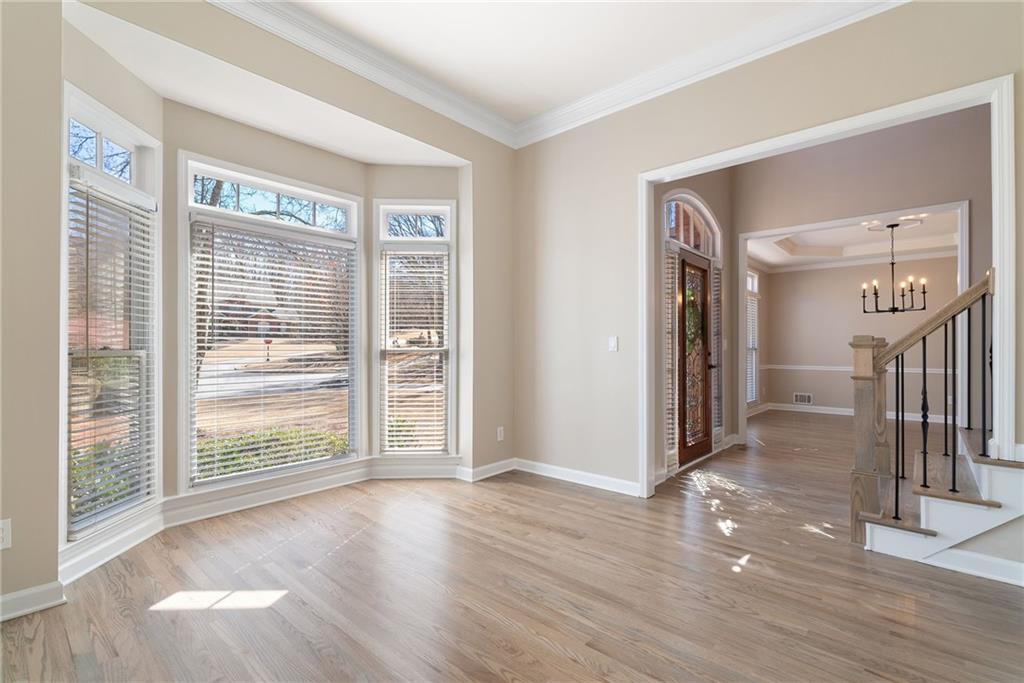 909 Waterton Court