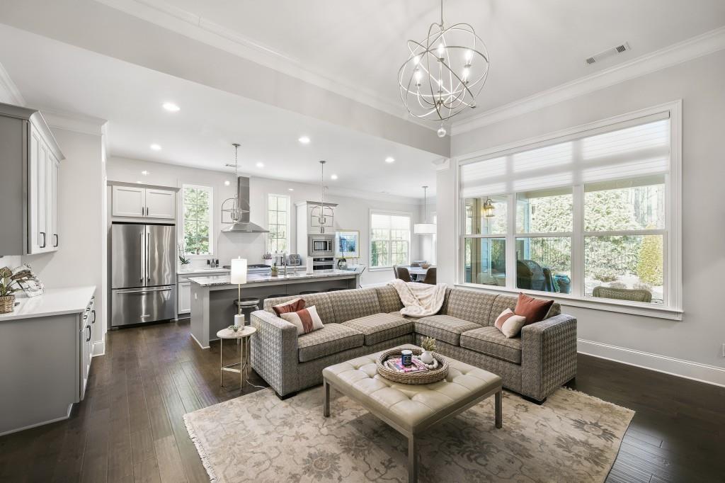3455 Oakshire Drive NE Unit 1