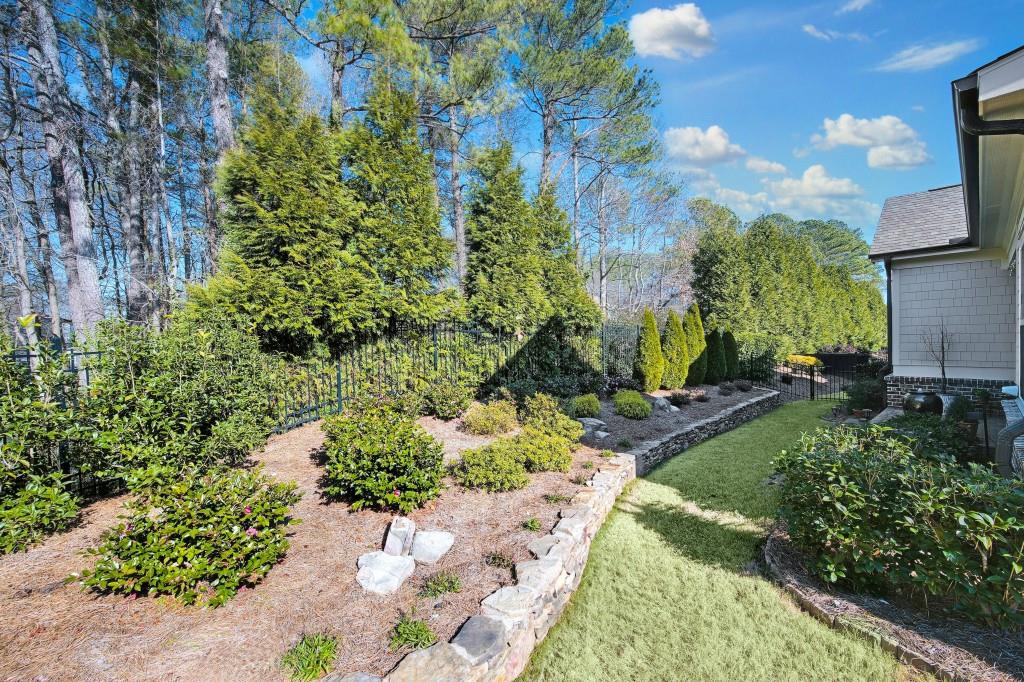 3455 Oakshire Drive NE Unit 1