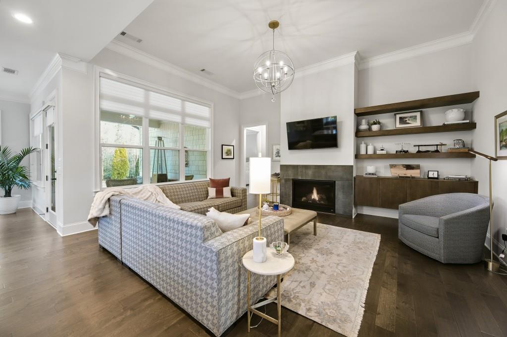 3455 Oakshire Drive NE Unit 1