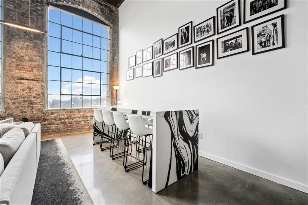 170 BOULEVARD SE Unit E411
