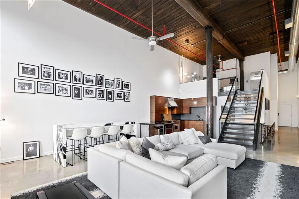 170 BOULEVARD SE Unit E411