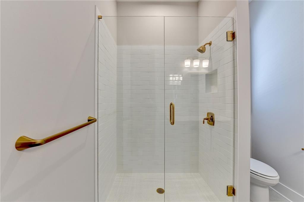 1297 Longreen Terrace Unit 5