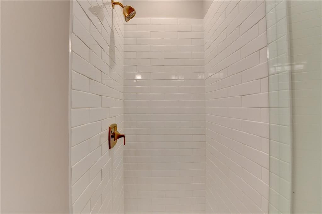 1297 Longreen Terrace Unit 5