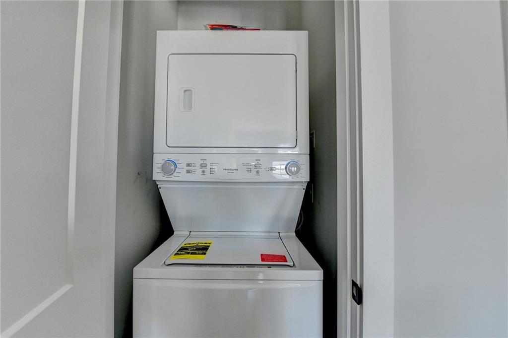 1297 Longreen Terrace Unit 5