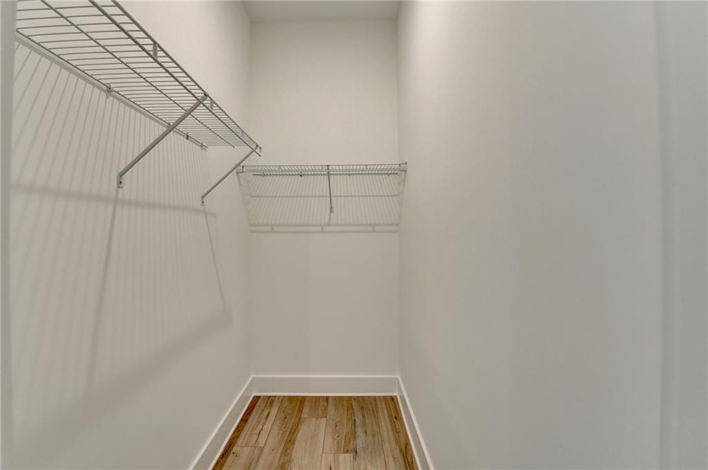 1297 Longreen Terrace Unit 5
