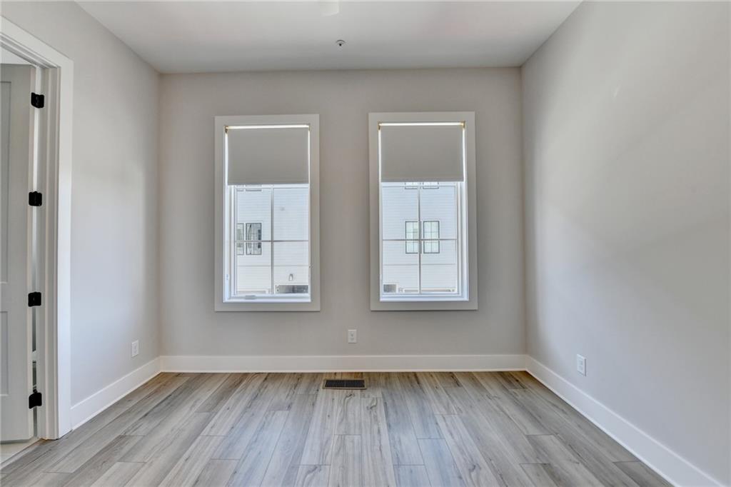 1297 Longreen Terrace Unit 5