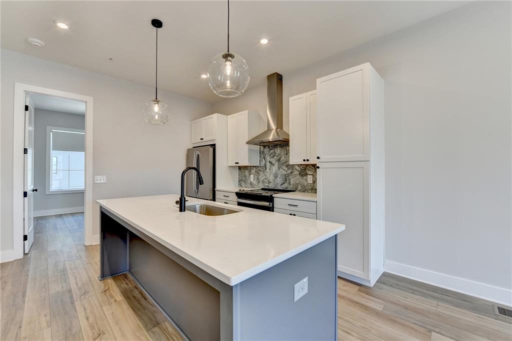 1297 Longreen Terrace Unit 5