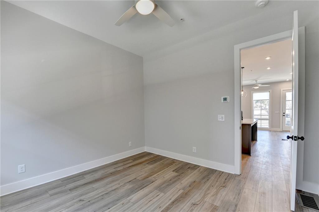 1297 Longreen Terrace Unit 5