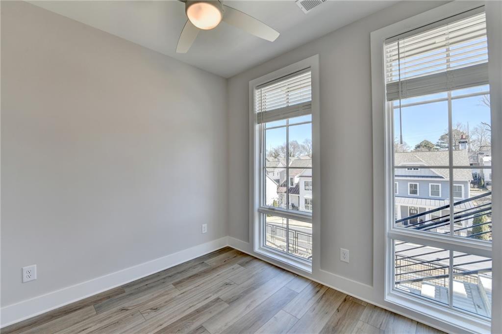 1297 Longreen Terrace Unit 5
