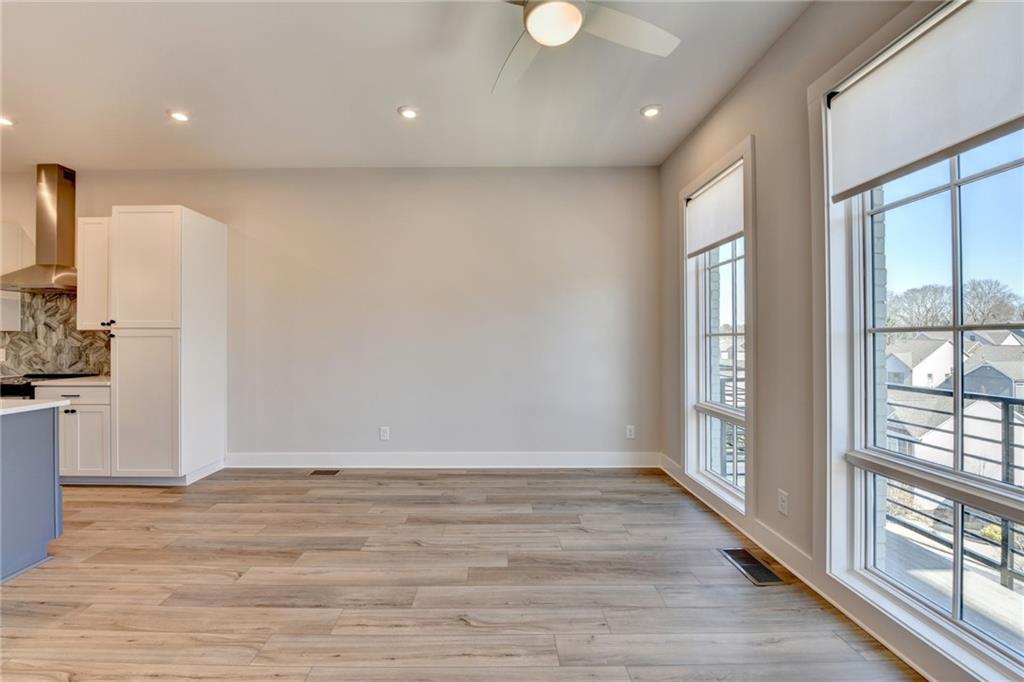 1297 Longreen Terrace Unit 5