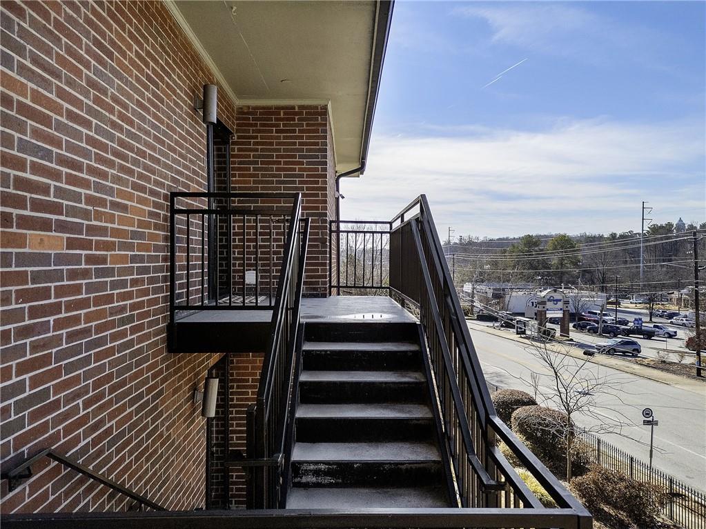 1705 Monroe Drive NE Unit E10