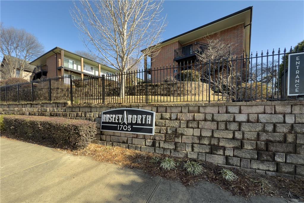1705 Monroe Drive NE Unit E10