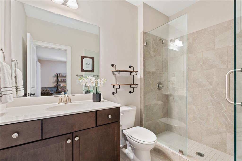 733 Creekside Bend