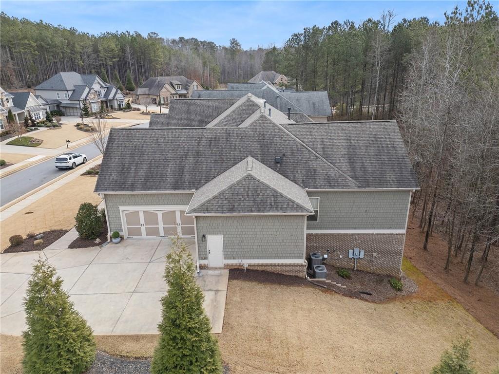 733 Creekside Bend