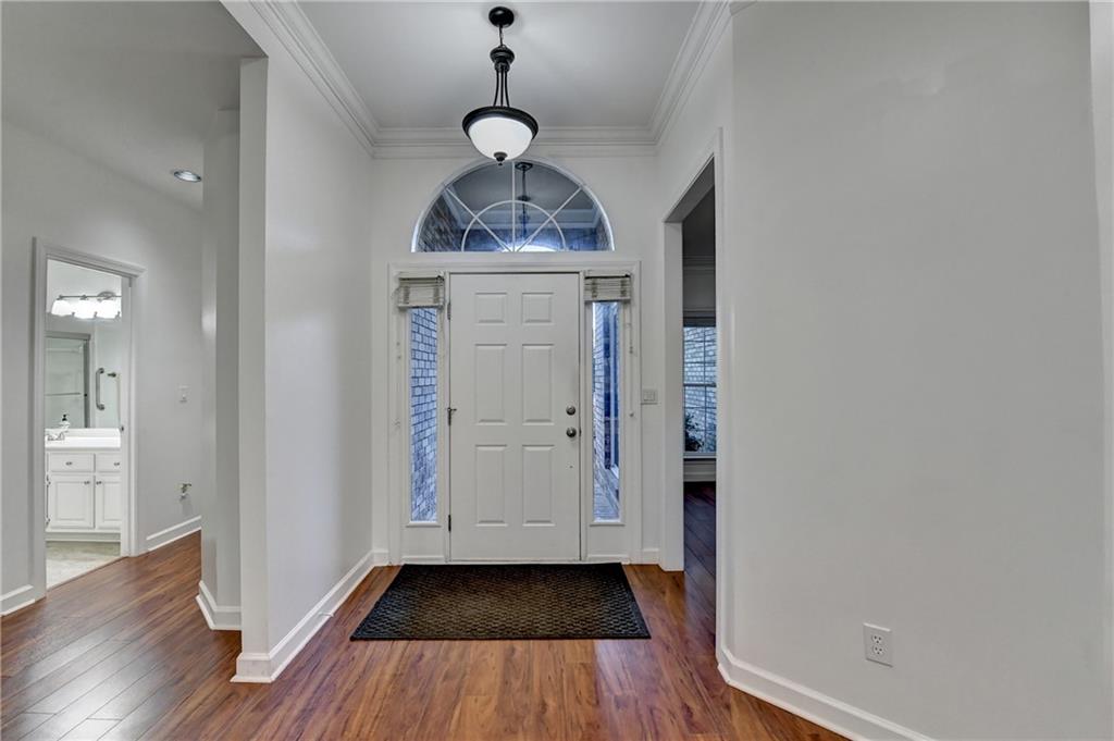 2530 Peregrine Trail