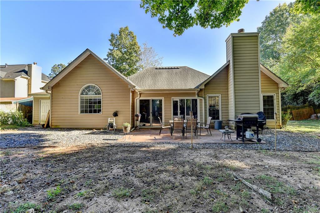 2530 Peregrine Trail