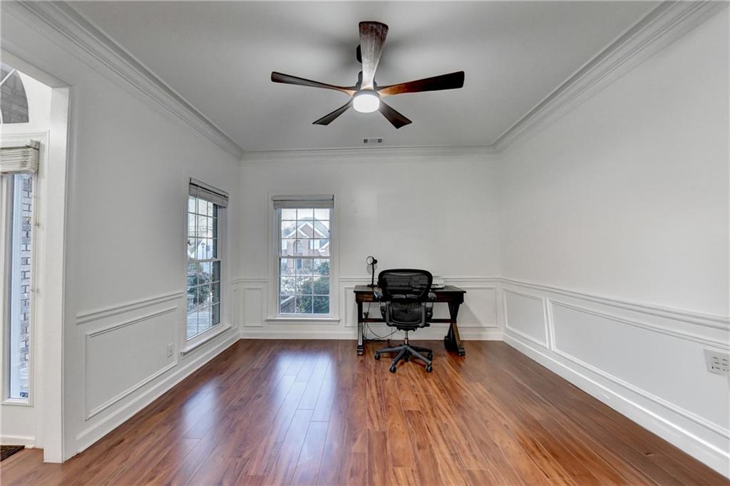2530 Peregrine Trail