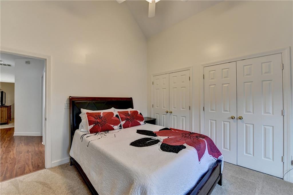 2530 Peregrine Trail
