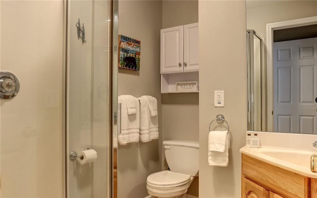 67 Laughing Fox Knoll
