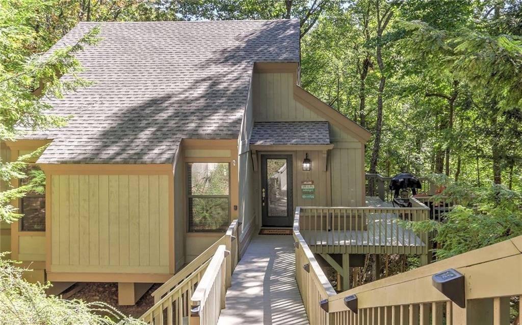 67 Laughing Fox Knoll