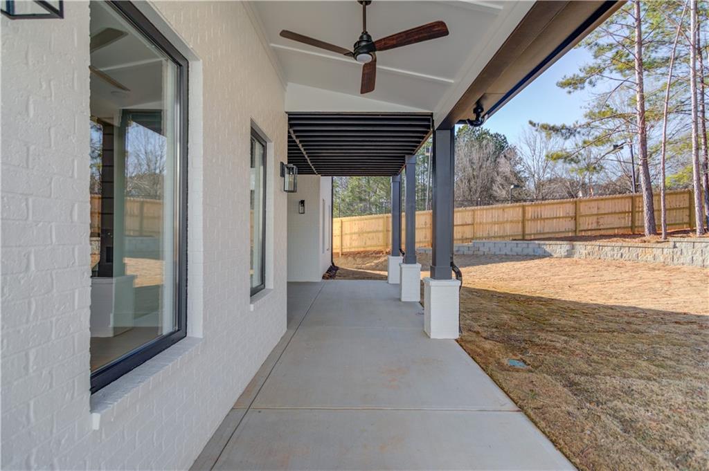 734 Riverside Road