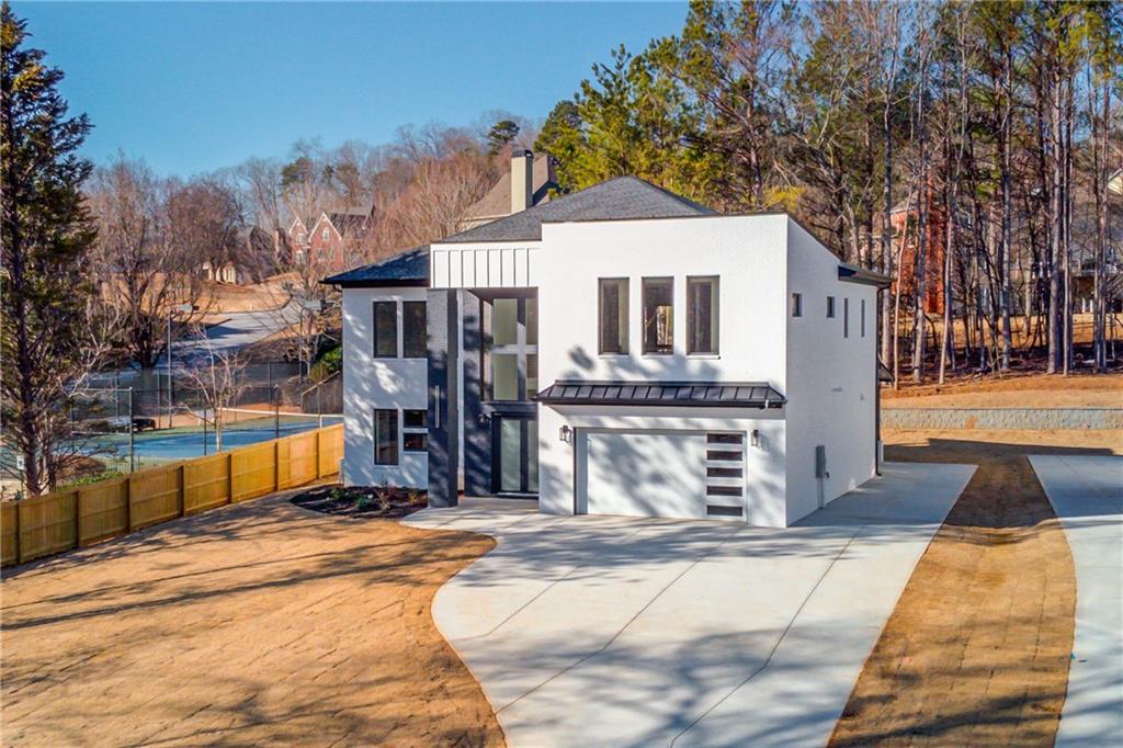 734 Riverside Road