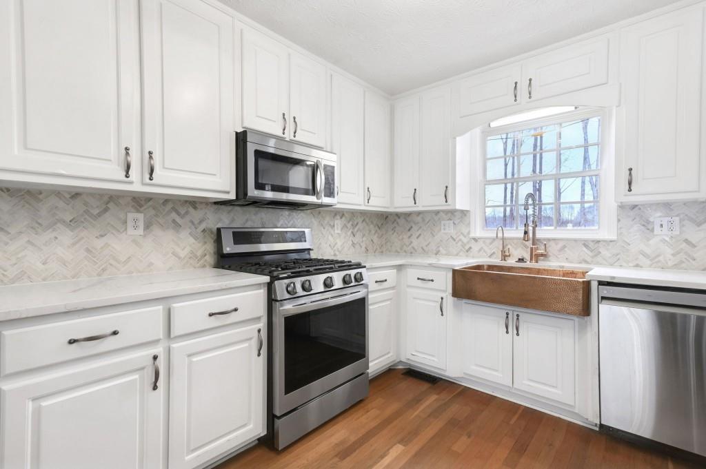 3997 Riversong Court