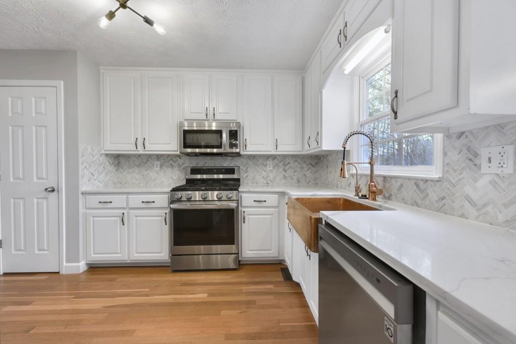 3997 Riversong Court