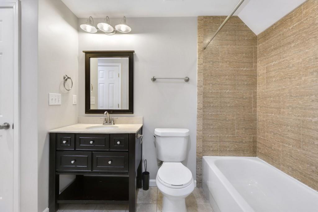 3997 Riversong Court