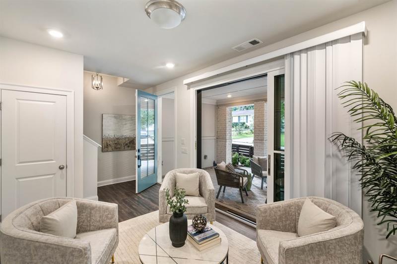 1855 La Dawn Lane NW