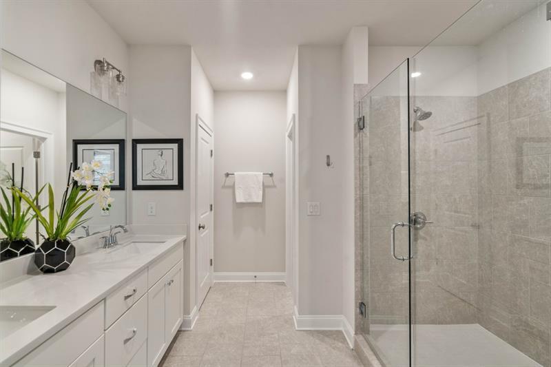 1855 La Dawn Lane NW