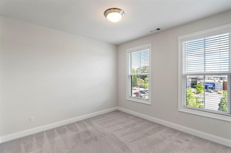 1855 La Dawn Lane NW