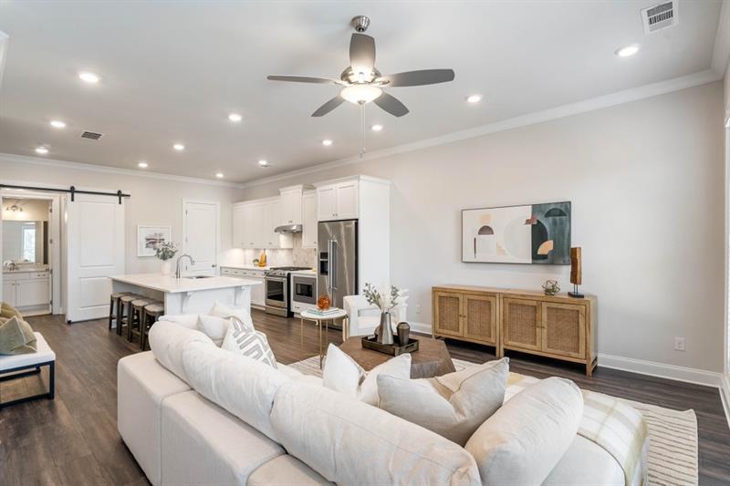 1855 La Dawn Lane NW