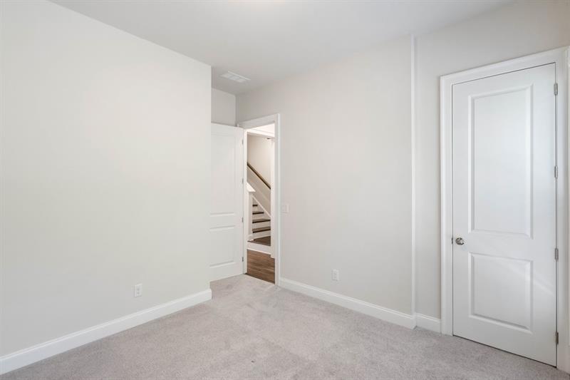 1855 La Dawn Lane NW