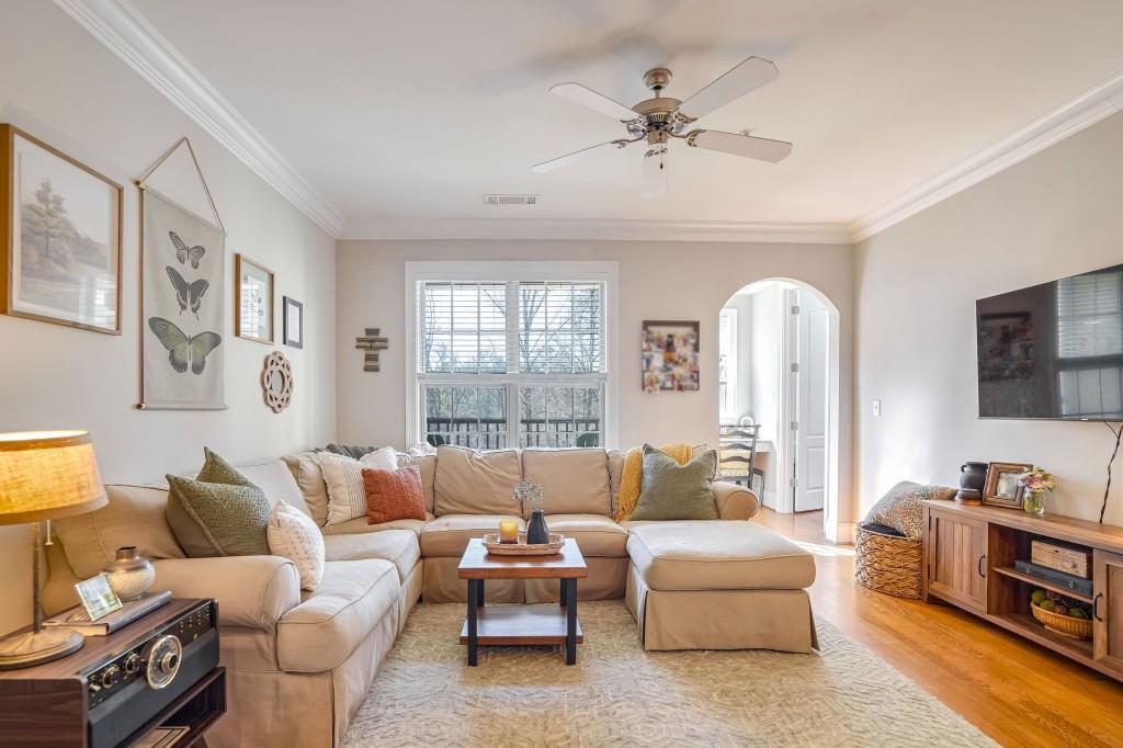 2300 Peachford Road Unit 1304