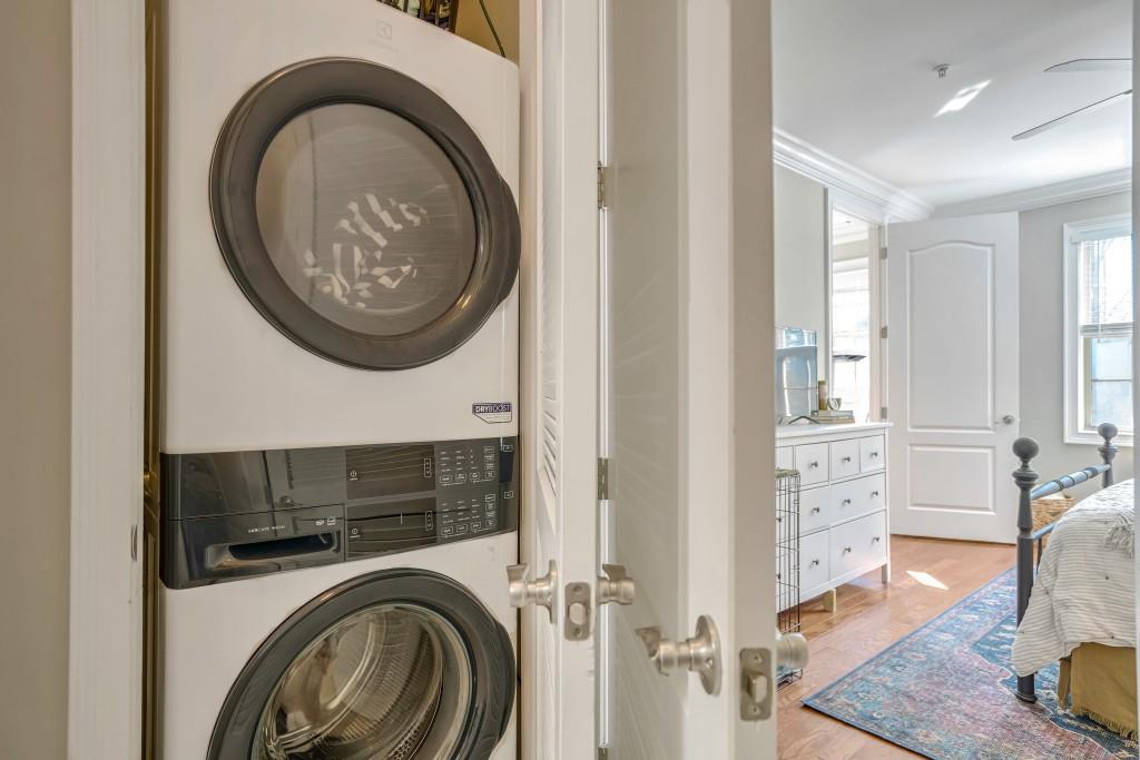 2300 Peachford Road Unit 1304