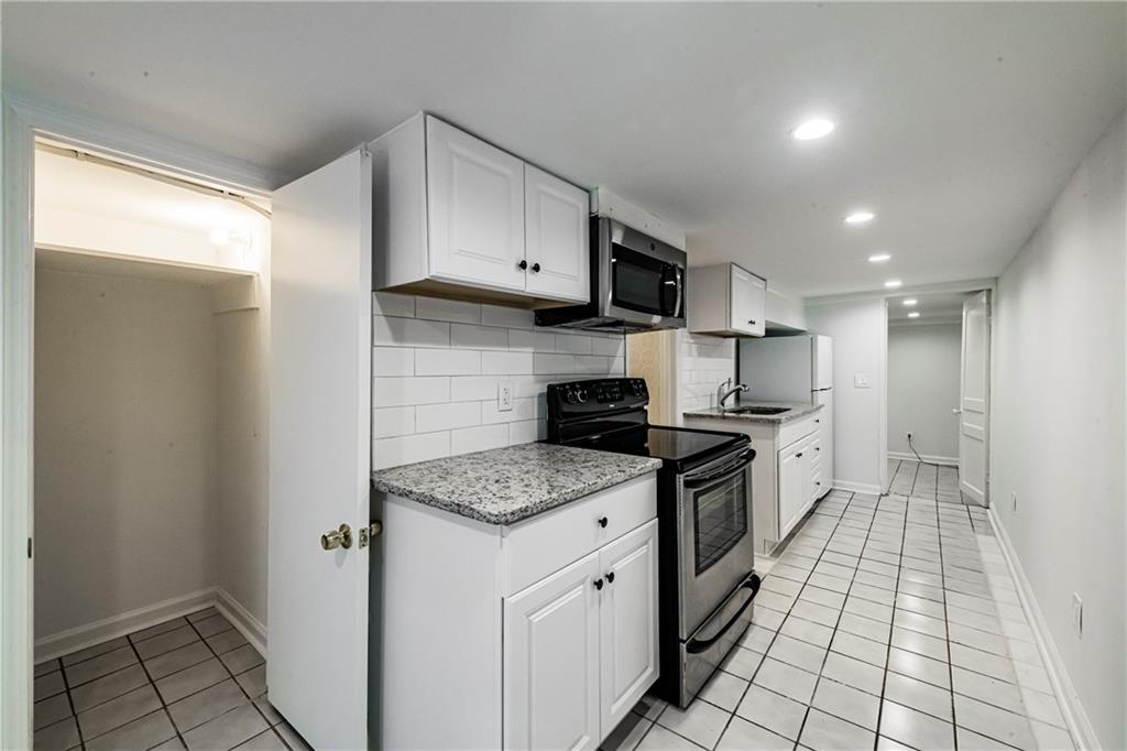 830 Barnett Street NE Unit 8