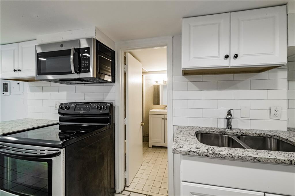 830 Barnett Street NE Unit 8