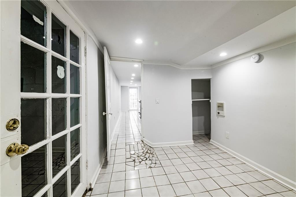 830 Barnett Street NE Unit 8