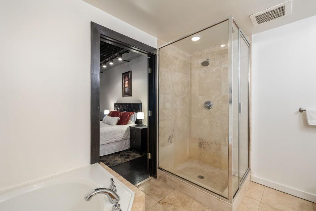 5434 Peachtree Road Unit 115