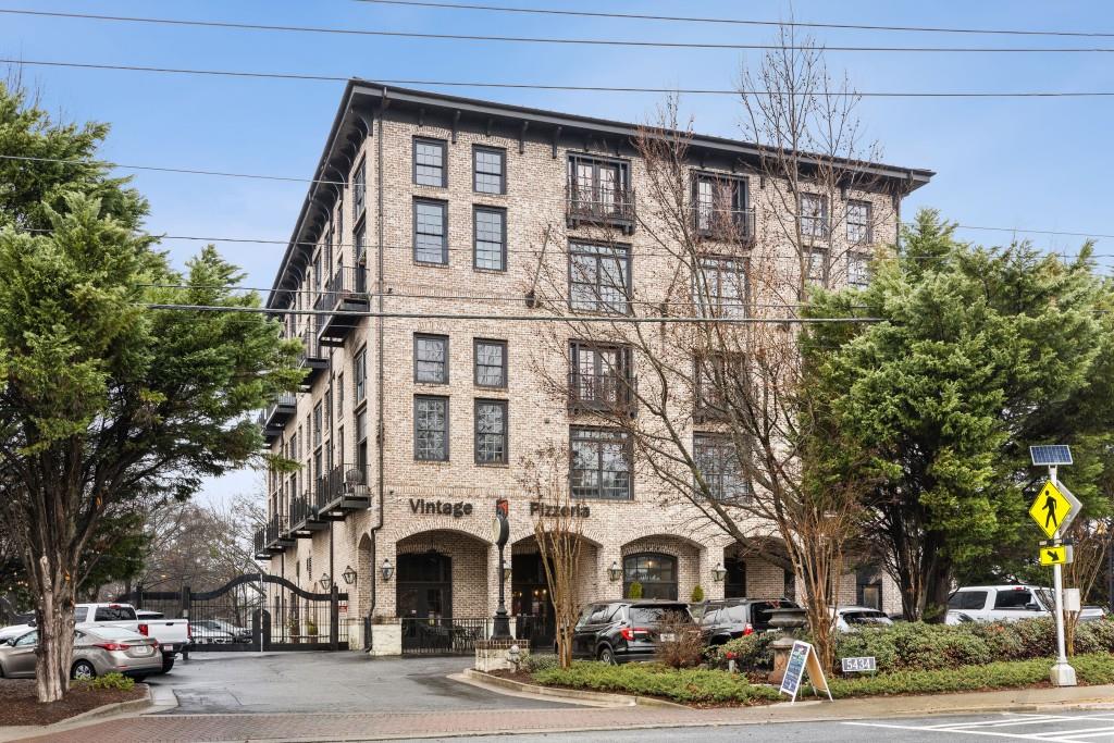 5434 Peachtree Road Unit 115