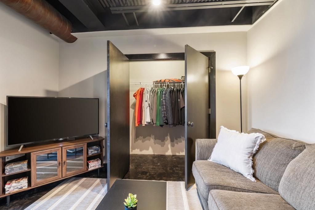 5434 Peachtree Road Unit 115